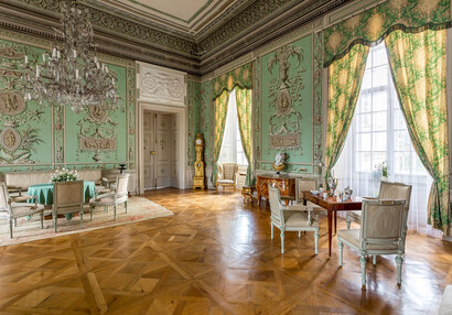 Společenský salón
