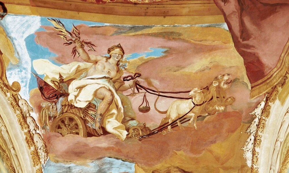 Detail alegorie Spravedlnosti z fresky nad římsou sálu předků 